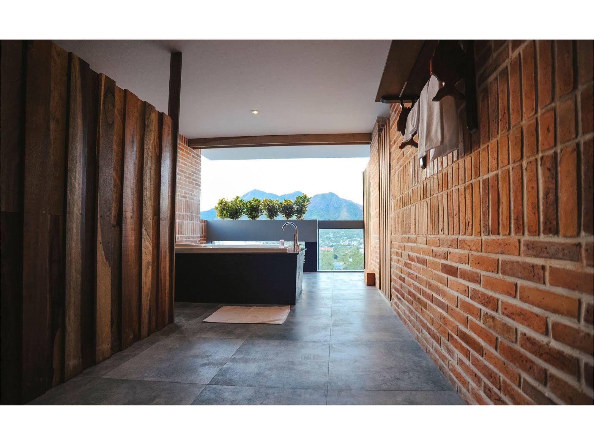 Seasing Boutique Hotel Nha Trang Eksteriør bilde